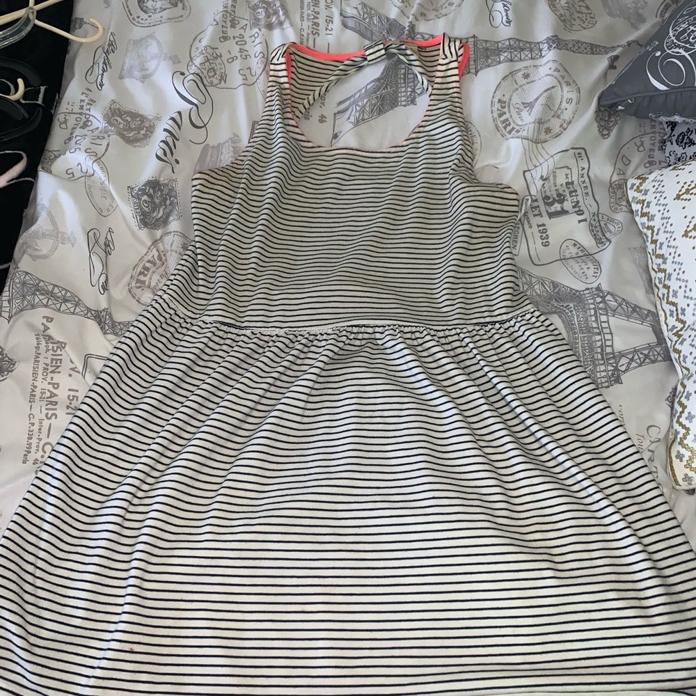 Black and white stripped dress with bow size XL